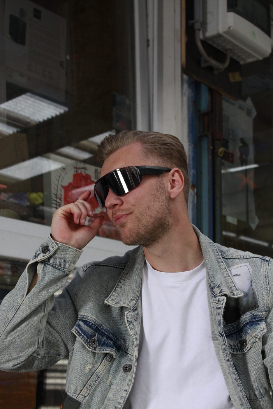 Rave-Brille schwarz