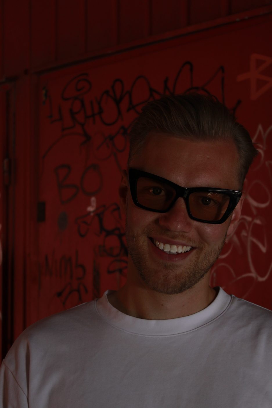 orange Sonnenbrille
