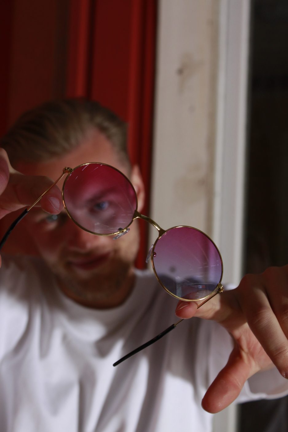 Brille lila Gläser