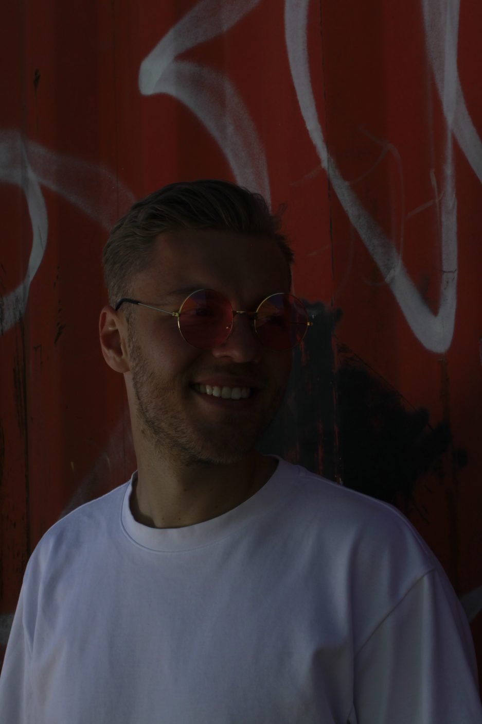 Schöne rosa Damenbrille