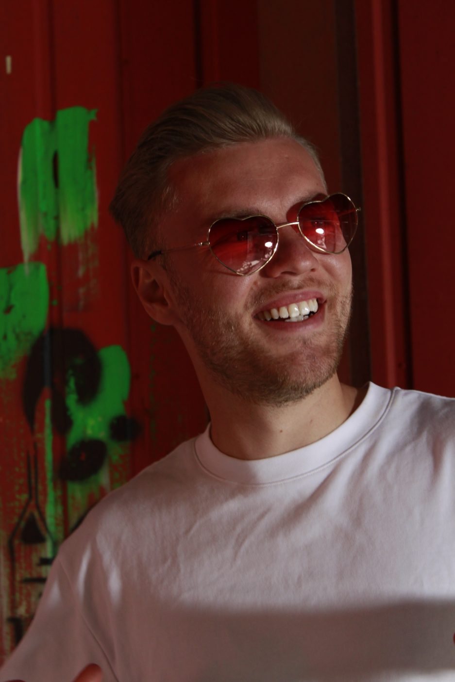 Brille rosa durchsichtig