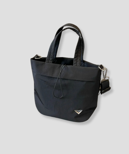 geräumige schwarze Festivaltasche