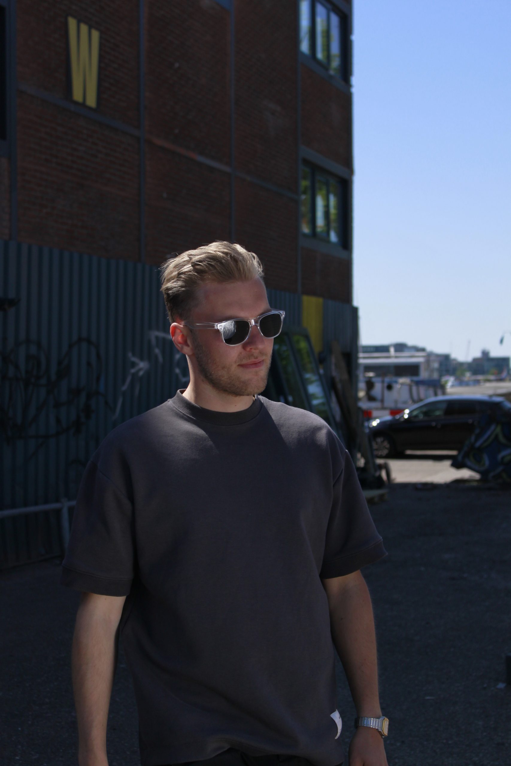 Herzchen-Effekt-Space-Brille