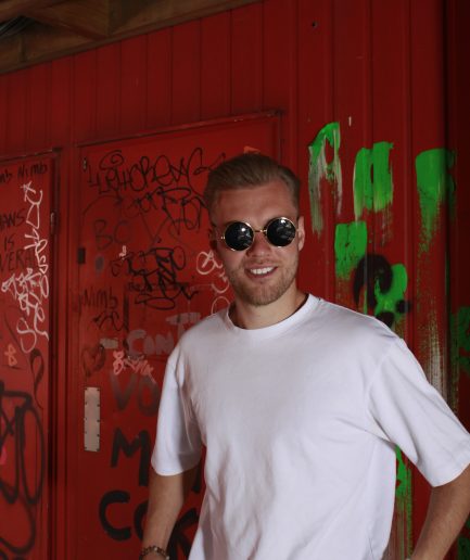 schöne Brille mit runden Gläsern