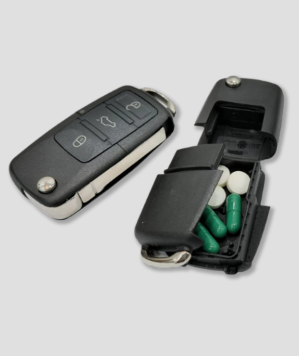 Autoschlüssel-Aufbewahrungsfach-geheimes-Fach-secret-carkey.png