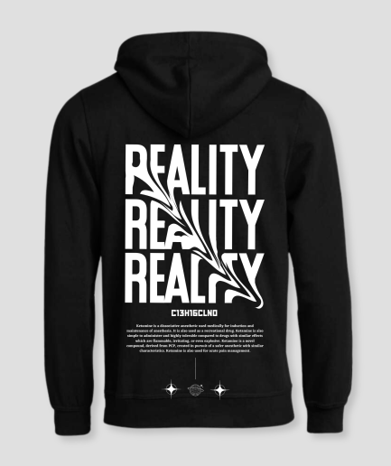 Hoodie-mit-einzigartigem-Festival-Aufdruck.png