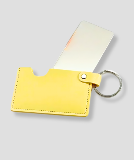 Schnupftabaketui-gelb-Leder.png