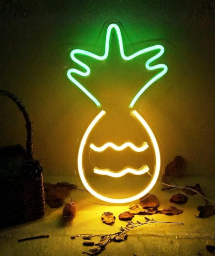 Neonlampe in Ananasform