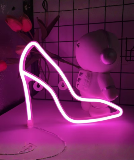 neon roze hakjes