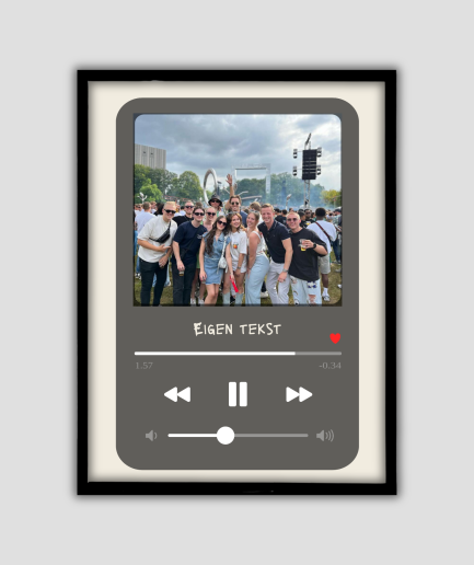 Fotos von Festivalplakaten