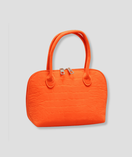 orangefarbene Tasche