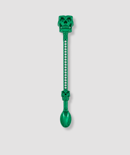 Groene doodskop mini schep cocktailstirrer met twee schedel figuren en witte kristallen steel grappig feest accessoire